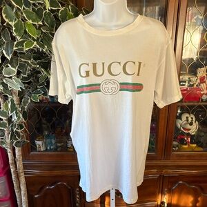 NEW Gucci Logo Distressed Oversized T-shirt White Cotton Flower Patch Sz XS NWT